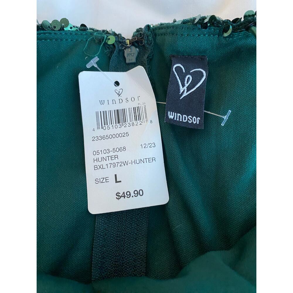 Windsor Green Asymmetric Velvet Bodycon Short
Dress w/ Sequin - Picture 6 of 7
